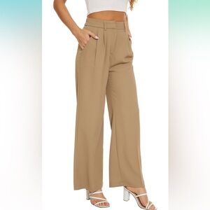 Pleated wide leg pants